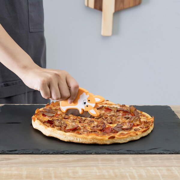 KRÁJAČ NA PIZZU Kikkerland - Kuchynské náradie & náčinie