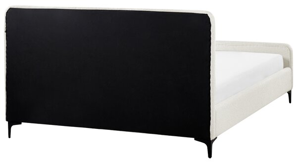 Posteľ krémová biela buklé čalúnenie 160 x 200 cm prešívané čelo kovové nohy lamelový rošt moderný dizajn spálňa