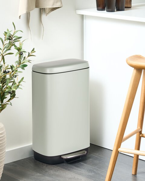 Odpadkový kôš s pedálom a vekom svetlozelený syntetický materiál železo 30 l moderná kuchyňa