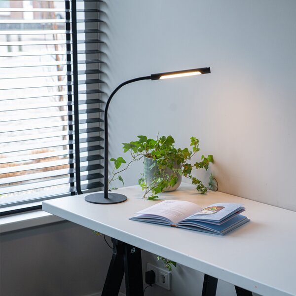 Dizajnová stolná lampa čierna vrátane LED s dotykovým stmievačom - Palka