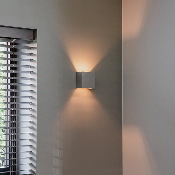 Priemyselná nástenná lampa z betónu - Meave