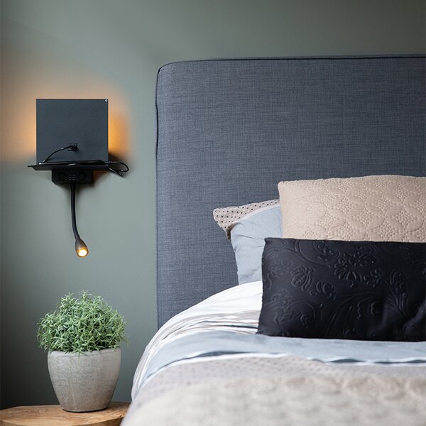 Moderná nástenná lampa čierna s USB a flexibilným ramenom - Flero