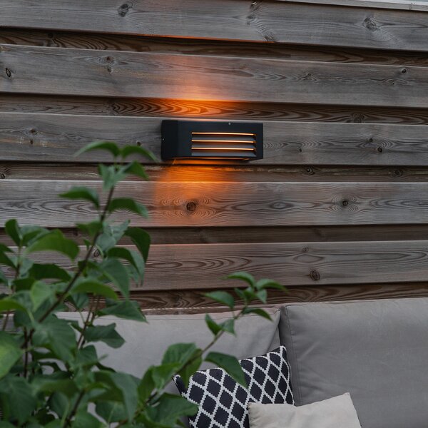 Moderná nástenná lampa antracit IP44 - Hurricane 1