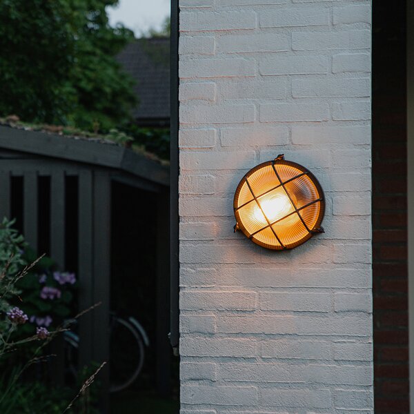 Priemyselná okrúhla nástenná lampa čierna IP44 - Noutica