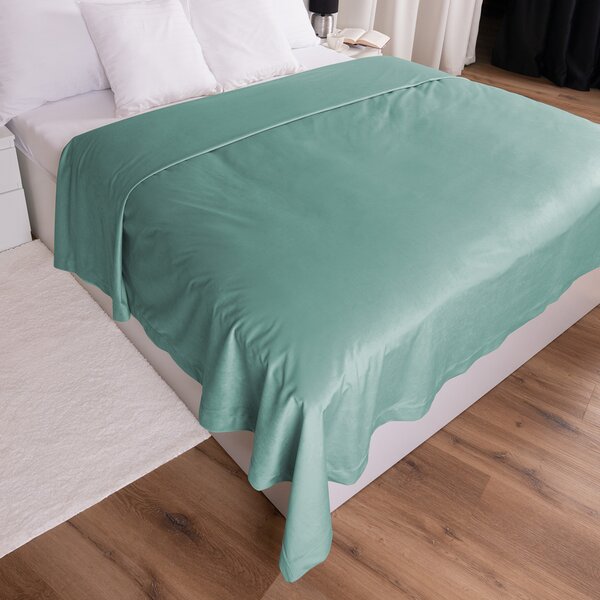 Biante Zamatový prehoz na posteľ Velvet Prémium SVP-048 Pastelová ľadovo zelená 140x200 cm