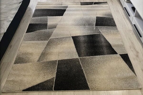 Moderný koberec Rio 509 v béžovo-sivej kombinácii fariem Rozmer: 60x100 cm