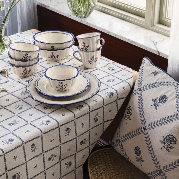 Vyšívaná obliečka na vankúš Lovisa Blue/White 45 × 45 cm