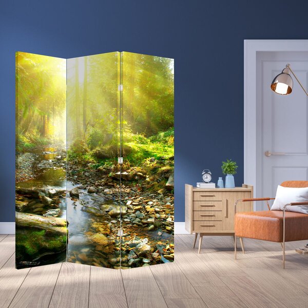 Paraván - Rieka v zelenom lese (126x170 cm)