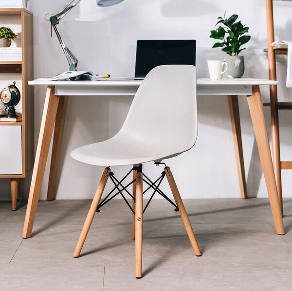 Moderná stolička v sivej farbe do kuchyne Sivá