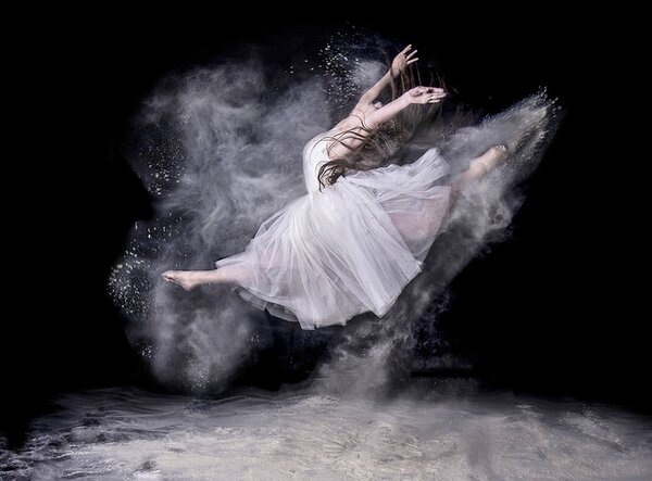 Umelecká fotografie Cloud Dancer, Pauline Pentony MA, (40 x 30 cm)