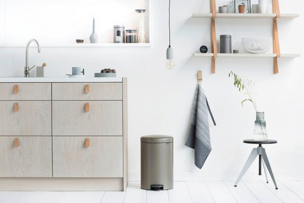 ODPADKOVÝ KÔŠ 20 l Brabantia - Upratovanie