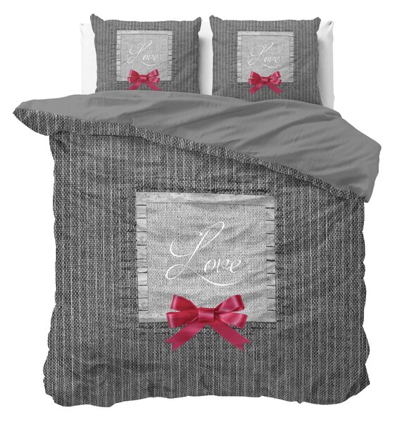 Romantické bavlnené sivé posteľné obliečky s nápisom LOVE 140 x 200 cm Sivá