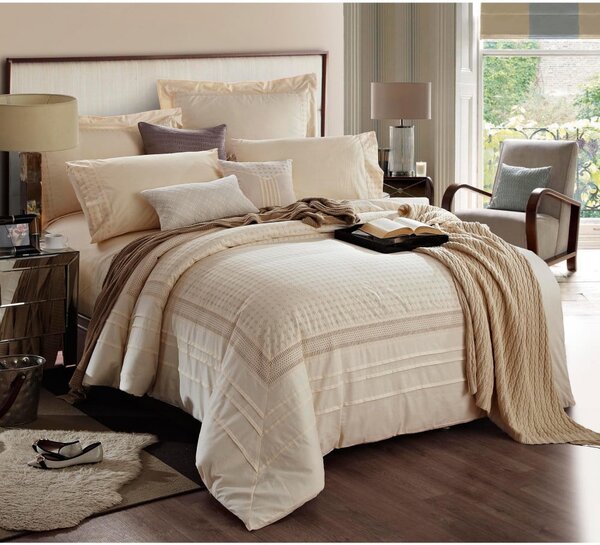 DECOREUM Bavlnené posteľné prádlo Premium v béžovej farbe 160x200 cm Marbella 100% saténová bavlna