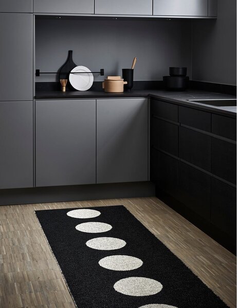 Čierno-biely vnútorný a vonkajší behúň 70x225 cm Vera Black – Pappelina
