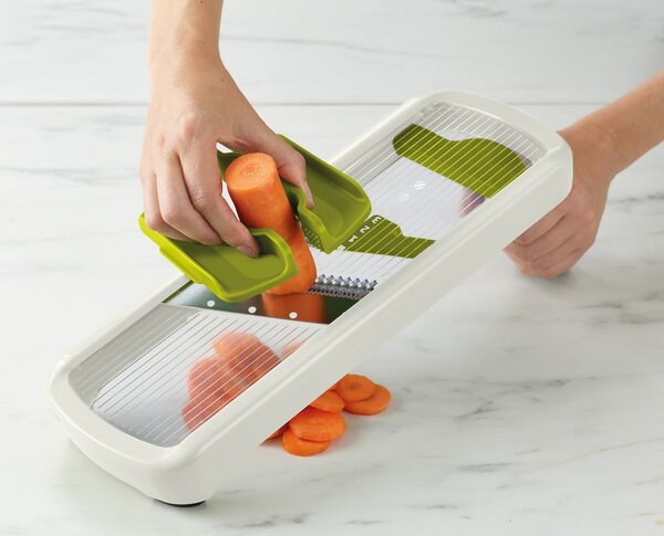 Krájač na zeleninu Multi-Grip – Joseph Joseph