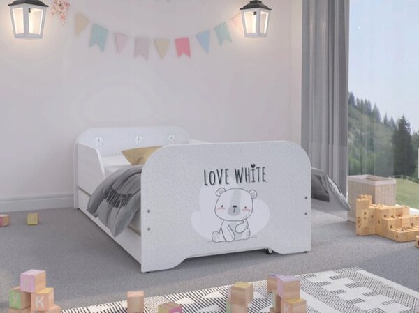 Kvalitná detská posteľ 140 x 70 cm s medvedíkom LOVE Biela