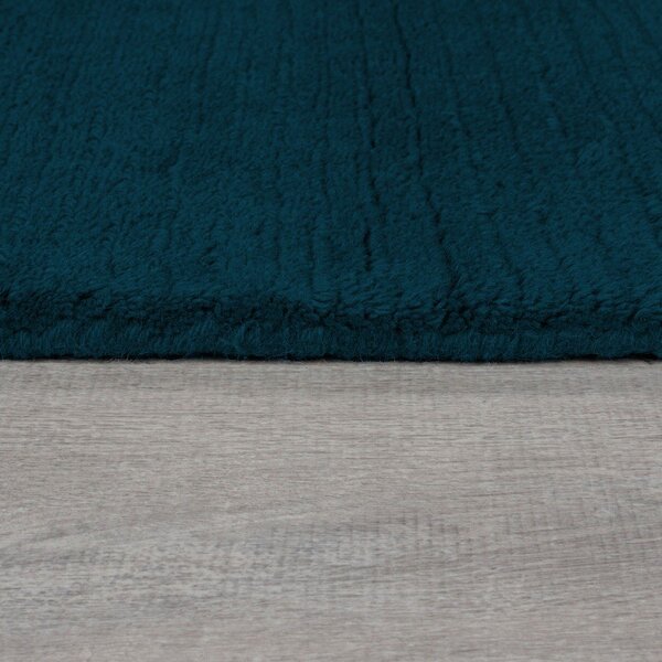 Tmavomodrý ručne tkaný vlnený koberec 160x230 cm Textured Wool Border – Flair Rugs