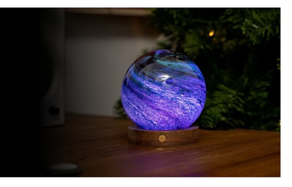 Tmavohnedá/tmavo prírodná svetelná dekorácia na USB ø 12 cm Stellar Ocean – Gingko