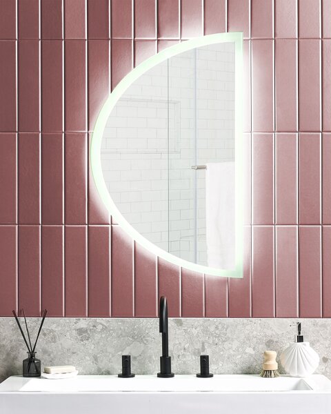 Nástenné kúpeľňové zrkadlo strieborné 49 x 80 cm polkruhové moderné súčasné kozmetické LED zrkadlo