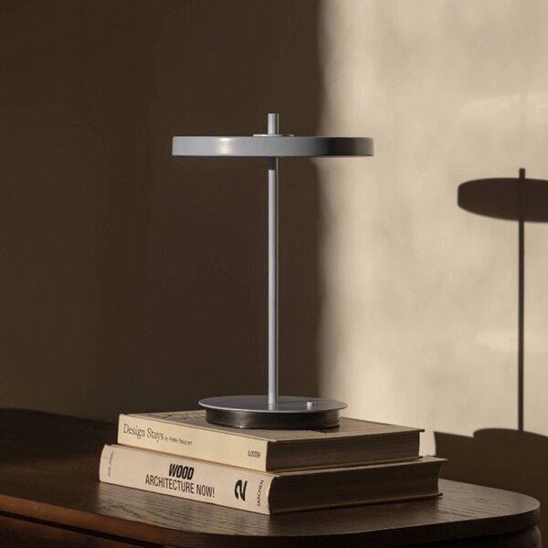 UMAGE stolová LED lampa Asteria Move, svetlo modrá, 31 cm, Modrá, Obývacia izba / jedáleň, kov, Dizajn, Stojacie svietidlo