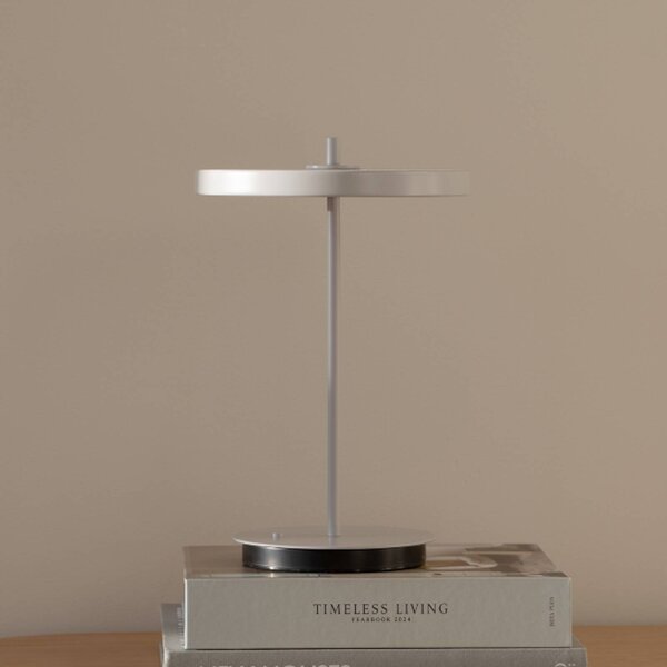 UMAGE LED dobíjacia stolná lampa Asteria Move fog grey uni, 31cm, Hliník / sivá / zinok, Obývacia izba / jedáleň, kov, Dizajn, Stojacie svietidlo