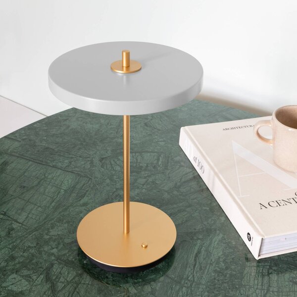 UMAGE LED akumulátorová stolná lampa Asteria Move sivá/mosadz 31 cm, Hliník / sivá / zinok, Obývacia izba / jedáleň, kov, Dizajn, Stojacie svietidlo