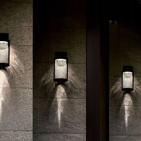 LED solárne nástenné svietidlo LED/3,7 V 300 mAh IP44 čierne