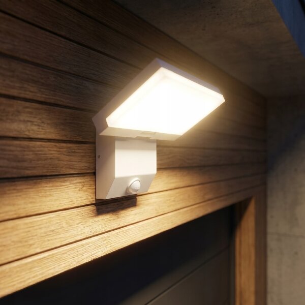 LED Vonkajšie nástenné svietidlo so senzorom LED/18W/230V IP44 biele