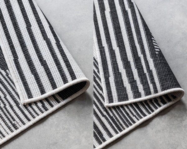 Obojstranný koberec Elle Decoration GEMINI Rhombus čierny