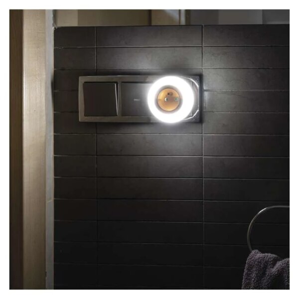 LED Nočné svetlo s čidlom a zásuvkou LED/0,3W/230V