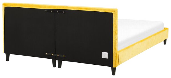 Posteľ žltá zamatová čalúnená 180 x 200 cm rám postele s roštom moderný dizajn
