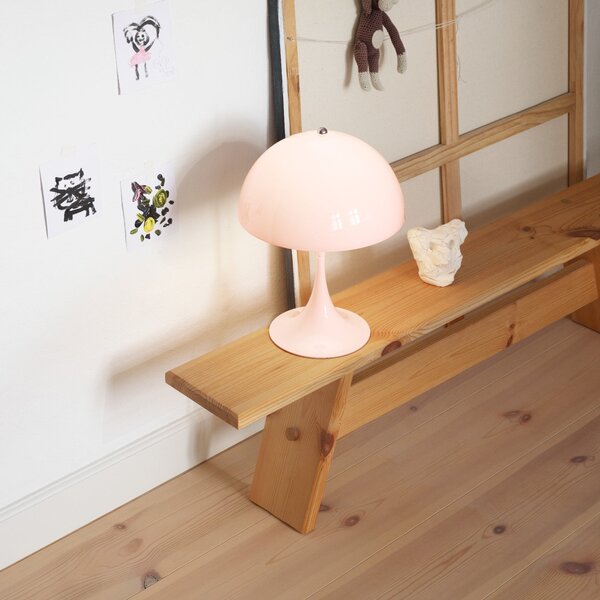 Prenosná lampa Panthella 250, Opal beige – Louis Poulsen