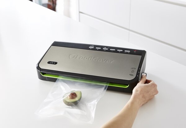 Vákuová zváračka fólií FoodSaver FFS005X