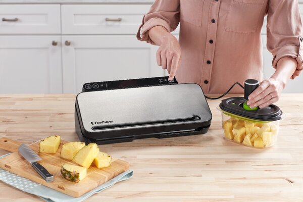 Vákuová zváračka fólií FoodSaver VS3190X