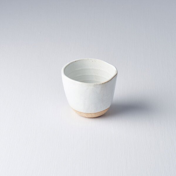 MADE IN JAPAN Sada 2 ks: Hrnček bez ucha s nepravideľným okrajom Tea Cup biely 180 ml 8,5 × 7,5 cm