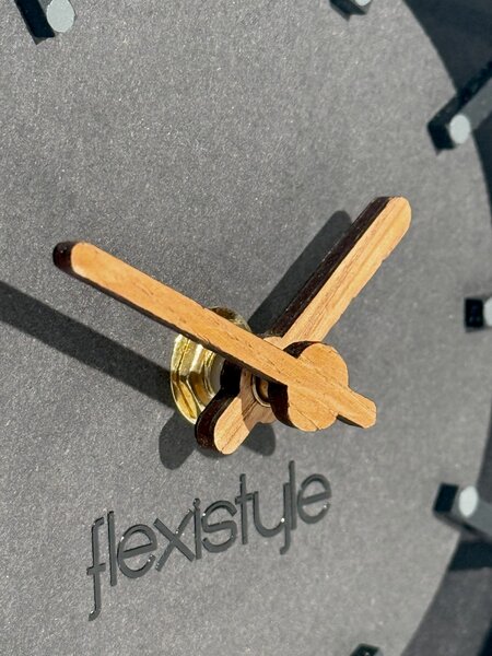 Dekorstudio Drevené stolové hodiny BLACK OAK 2 - čierne