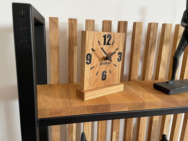 Dekorstudio Dekorstudio Drevené stolové hodiny Square Oak
