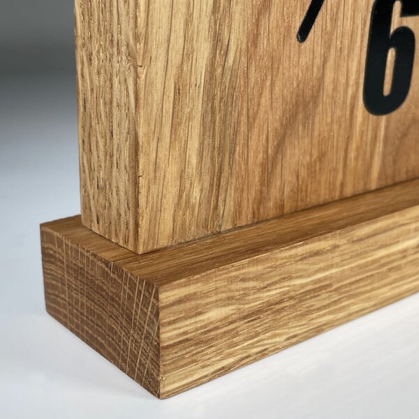 Dekorstudio Dekorstudio Drevené stolové hodiny Square Oak
