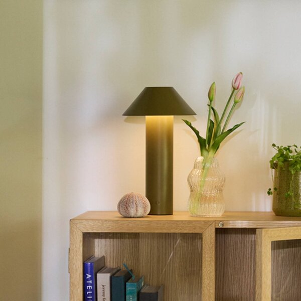 Hübsch Stolová LED lampa Tower, tmavozelená, výška 32 cm, kovová, Zelená, Obývacia izba / jedáleň, kov, Moderný, Stojacie svietidlo