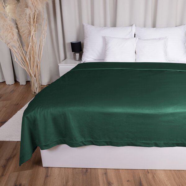 Biante Zamatový prehoz na posteľ Velvet Prémium SVP-044 Lesná zelená 140x200 cm