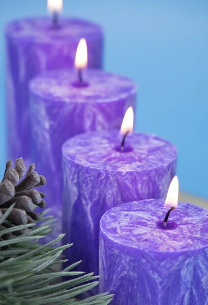Adventné sviečky fialové postupné - 4ks