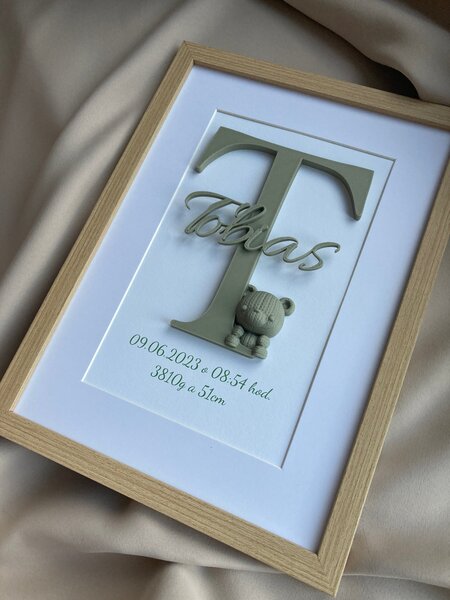 Personalizovaný obraz s menom bábätka – ideálny darček k narodeniu alebo na krstiny, 20 × 30 cm