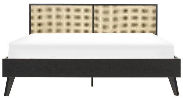 Posteľ čierna svetlé drevo 180 x 200 cm ratan drevotrieska s roštom minimalistický boho štýl spálňa