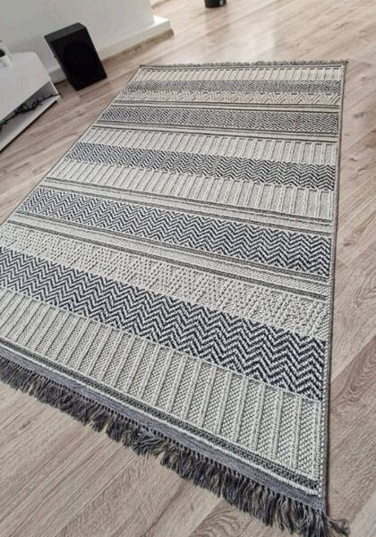 Pruhovaný koberec v boho štýle Boho 878-S – sivo-béžový Rozmer: 60x100 cm