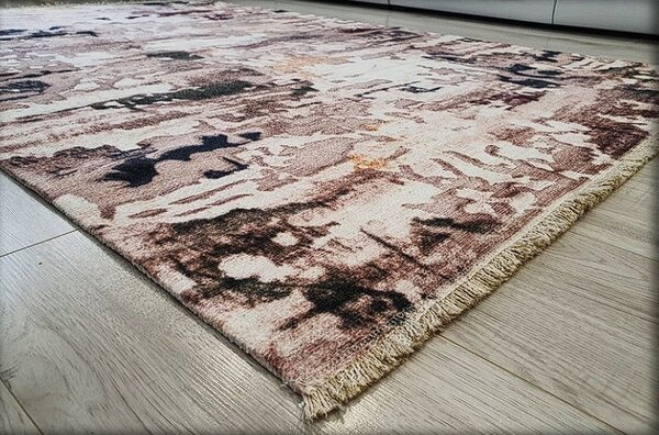 Hnedo-béžový koberec s abstraktným vzorom Banco 218 Rozmer: 60x110 cm