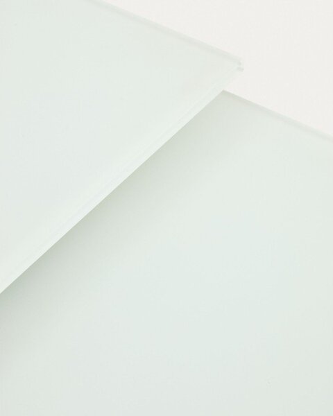 Rozkladací jedálenský stôl s prídavnou doskou so sklenenou doskou 90x160 cm Atminda – Kave Home