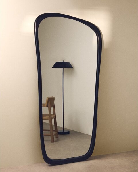 Nástenné zrkadlo s dreveným rámom 94,5x192 cm Alura – Kave Home