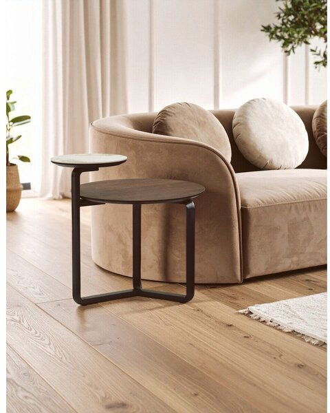 Hnedý okrúhly konferenčný stolík z eukalyptového dreva 55x67 cm Imperia – Premier Housewares