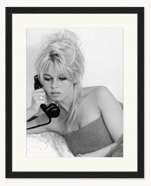 Ručne vyrobená zarámovaná fotografia Brigitte on The Phone