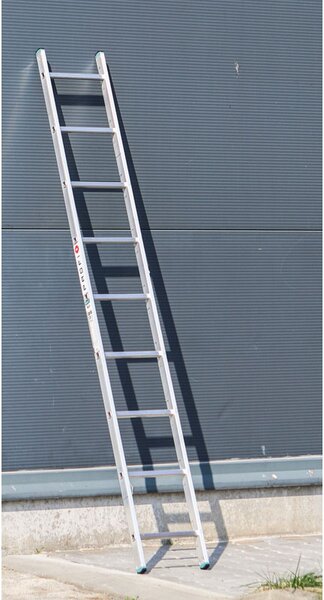 Hliníkový jednodielny rebrík ALVE EUROSTYL, 1x9 priečok, dĺžka 2,56 m